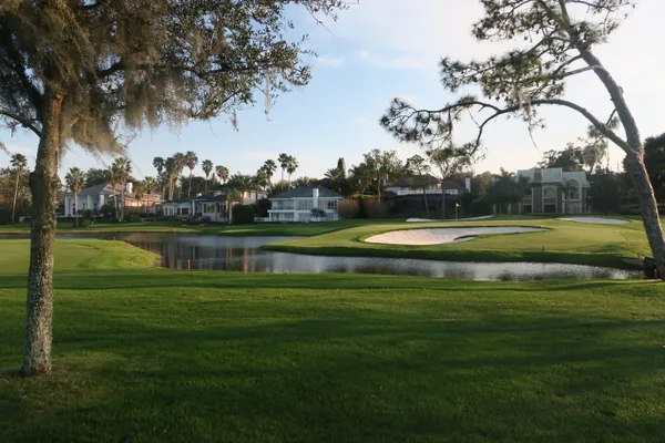 Fairways, Portals, and a Brazilian Beat: Your Orlando Morning Briefing